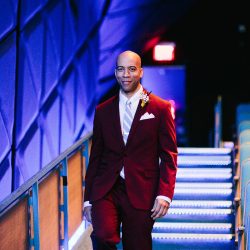 160625 Howard 372 - Don't miss the Tom "Hankies" at this movie-themed wedding 160625 Howard 372