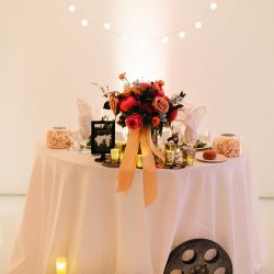 160625 Howard 660 - Don't miss the Tom "Hankies" at this movie-themed wedding Don't miss the Tom Hanks "Hankies" at this cinephile wedding