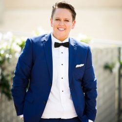 A chef-designed menu and vintage details at this stunning San Diego wedding