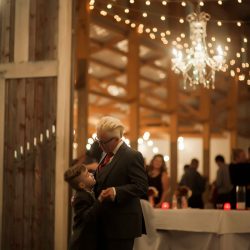 cathyandnicole 902 - Ladies in love: a blended family love story wedding in Iowa Ladies in love: a blended family love story wedding in Iowa