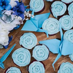 JohnnyAlexisWedding LakeCrescent 745 - Bask in the glow of this rustic Olympic National Park wedding JohnnyAlexisWeBask in the glow of this rustic Washington wedding