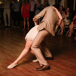 JohnnyAlexisWedding LakeCrescent 823 - Bask in the glow of this rustic Olympic National Park wedding JohnnyAlexisWeBask in the glow of this rustic Washington wedding