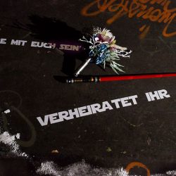 This couple destroyed the Death Star at their Star Wars-themed vow renewal!