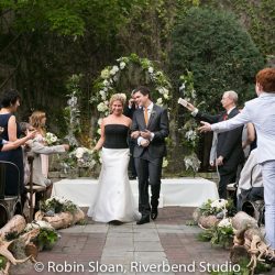A super chic greenery wedding in the heart of Chicago