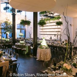 A super chic greenery wedding in the heart of Chicago