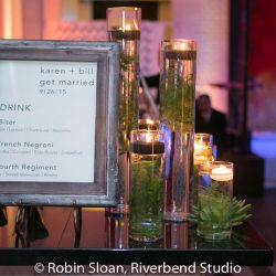 A super chic greenery wedding in the heart of Chicago
