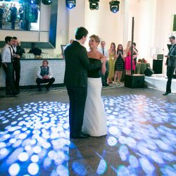 A super chic greenery wedding in the heart of Chicago