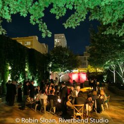 A super chic greenery wedding in the heart of Chicago