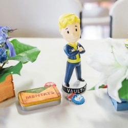 Vault Boy approves of this gamer Fallout video game-themed wedding