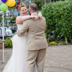 Palmer Palmer AmandaPhotographic 071616KneislerPalmerWedding539 low - Spy the multicolored braid at this beachfront wedding on the Oregon Coast Spy the multicolored braid at this beachfront ceremony on the Oregon Coast