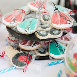 A retro comics wedding with serious retro style