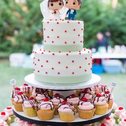 A retro comics wedding with serious retro style