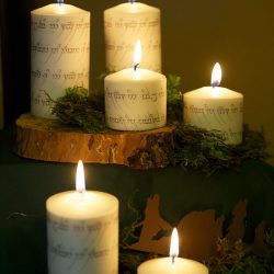Moore Martinez CJHopperPhotography MiddleEarthWedding1232016 low - Hobbits and elves and eerie mist: this Middle-earth wedding has serious magic Hobbits and elves and eerie mist: this Lord of the Rings wedding has serious magic