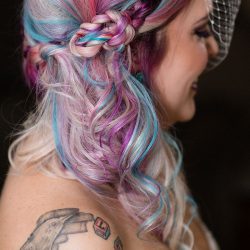 ShaunaRae 403 - Sci-fi meets vintage style at this unicorn-haired Star Wars wedding Sci-fi meets vintage style at this unicorn-haired Star Wars vintage wedding