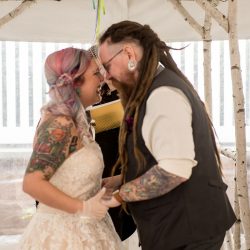 ShaunaRae 588 - Sci-fi meets vintage style at this unicorn-haired Star Wars wedding Sci-fi meets vintage style at this unicorn-haired Star Wars vintage wedding