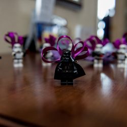 ShaunaRae 6 - Sci-fi meets vintage style at this unicorn-haired Star Wars wedding Sci-fi meets vintage style at this unicorn-haired Star Wars wedding