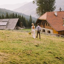 160928 Khiria mountainwedding 0045 - Wildflowers and campfires at this intimate Austrian wedding 160928 Khiria mountainwedding 0045