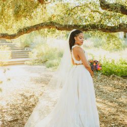 AJWedding00332 0151 - Let's bow down to this garden wedding with the crop top wedding dress of our dreams AJWedding00332 0151