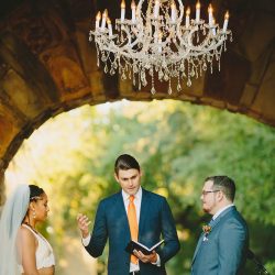 AJWedding00501 0191 - Let's bow down to this garden wedding with the crop top wedding dress of our dreams AJWedding00501 0191