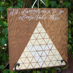 JadeEloraPhotography Link Zelda 035 - This subtle Link and Zelda wedding inspiration will teleport you to a fancy-pants Hyrule This subtle Legend of Zelda wedding inspiration will teleport you to a fancy-pants Hyrule