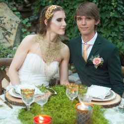 JadeEloraPhotography Link Zelda 068 - This subtle Link and Zelda wedding inspiration will teleport you to a fancy-pants Hyrule This subtle Legend of Zelda wedding inspiration will teleport you to a fancy-pants Hyrule