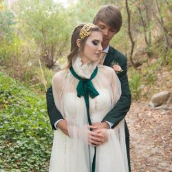 JadeEloraPhotography Link Zelda 130 - This subtle Link and Zelda wedding inspiration will teleport you to a fancy-pants Hyrule This subtle Legend of Zelda wedding inspiration will teleport you to a fancy-pants Hyrule