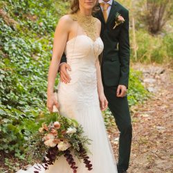 JadeEloraPhotography Link Zelda 150 - This subtle Link and Zelda wedding inspiration will teleport you to a fancy-pants Hyrule This subtle Legend of Zelda wedding inspiration will teleport you to a fancy-pants Hyrule