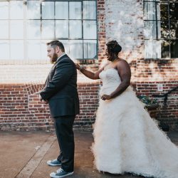 New Orleans meets pop culture meets foodie details at this lovely wedding