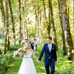 Cats, balloons, and gold glitter at this boho Portland wedding