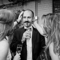 shear richardson 0016 - This NYC wedding (with breastfeeding, yoga, and a familiar cake creator!) was planned in only TWO WEEKS This NYC wedding (with breastfeeding, yoga, and a very familiar cake creator!) was planned in only TWO WEEKS