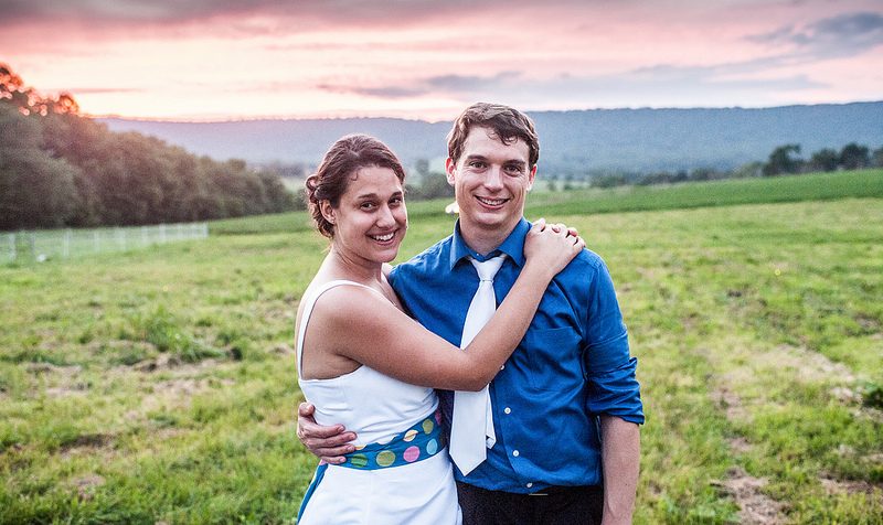 Lauren & Vaughn’s Mennonite kid-friendly farm wedding