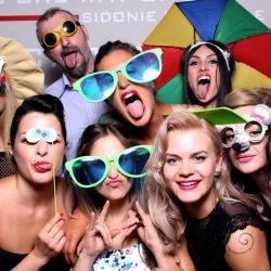 We're mad as hatters for this Alice in Wonderland wedding in Greece