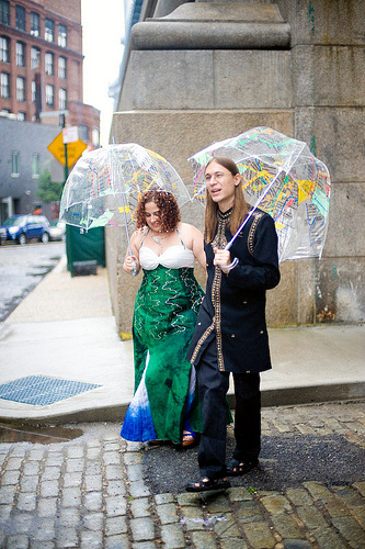 Danielle & Dave’s geeky, puzzle-laden, Brooklyn wedding