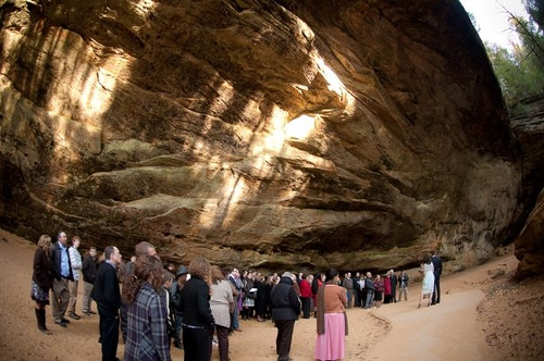 This cave wedding happened at dawn — with a $100 budget!