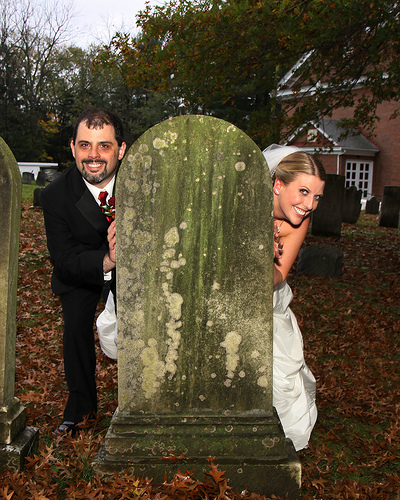 Jessica & David’s offbeat lite meets piñatas and Halloween wedding