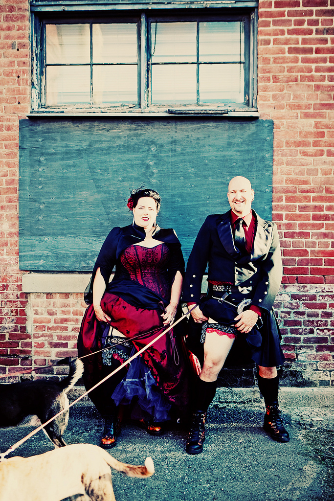 Rachel & Tom’s Ultimate DIY Halloween Party with Nuptials