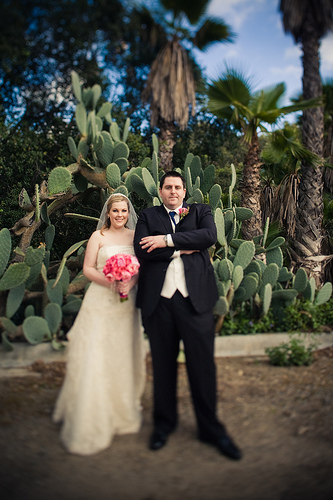 Our Californian / Honduran wedding was a fuchsia family laugh-fest