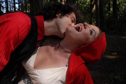 Lisa & Dave’s Red Riding Hood lost in Twin Peaks wedding