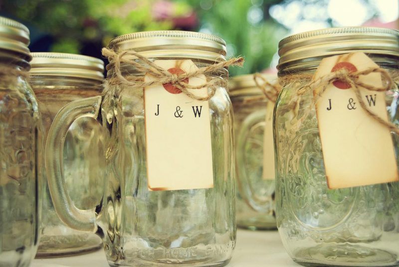 Why the mason jar trend isn’t ruining the wedding industry