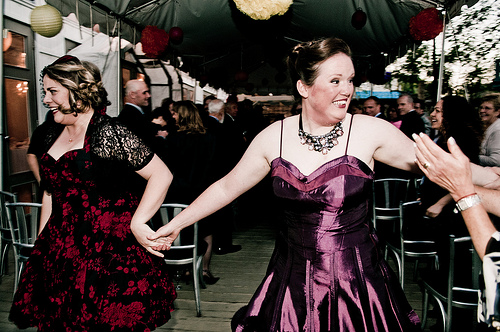 Rebecca & Aelish’s bluegrass, mismatched, vintage-y par-tay wedding