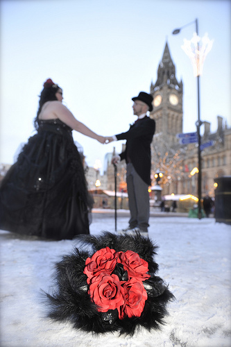 Maria & Daniel’s snowed-in gothic burlesque wedding