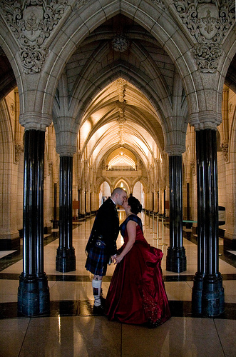 Erin & Jeff’s Scottish tartan and balloon animal wedding