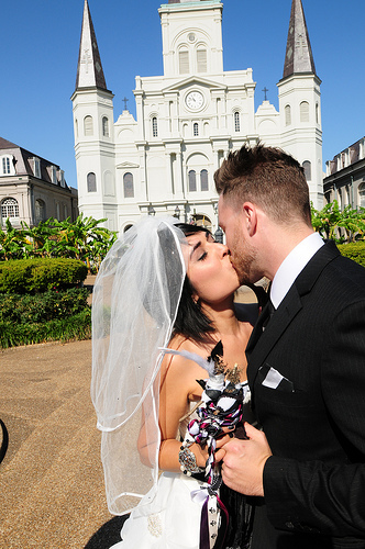 Riss & Rick’s black and white New Orleans wedding