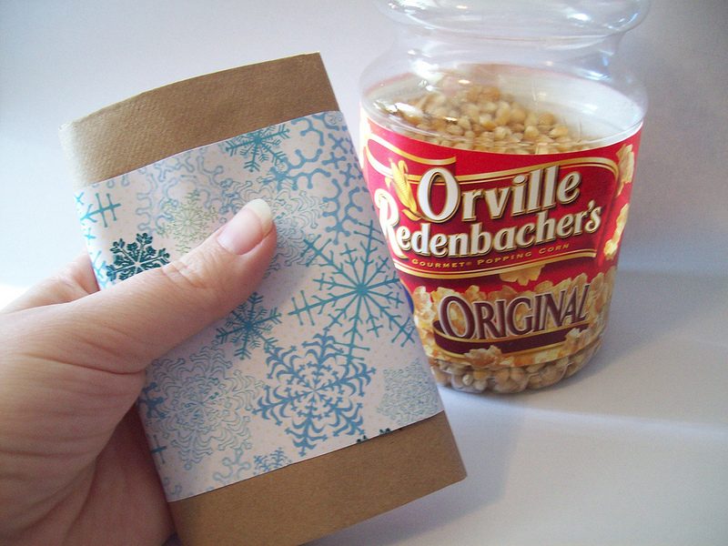 Enjoy the show: How to make a homemade microwave popcorn favor
