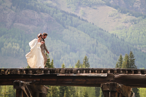 Emily & Jordan’s fly-fishing and cookies English teacher wedding