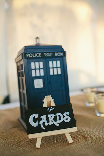 Do I need a cardbox at my wedding?