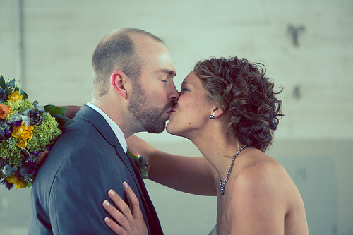Amanda & Eric’s breakfast-for-dinner fun and games wedding