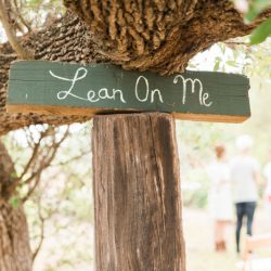 Tacos, oak trees, and chic-as-hell outfits made this Texas backyard wedding breathtaking