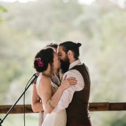 V09A9372 - Don't miss the photo booth idea at this stunning handcrafted wedding in North Carolina Don't miss the photo booth idea at this stunning and artsy wedding in North Carolina
