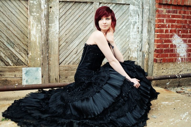 Stop EVERYTHING and look at this amazing black wedding gown